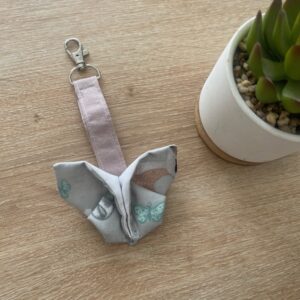 Porte cle papillon origami biche